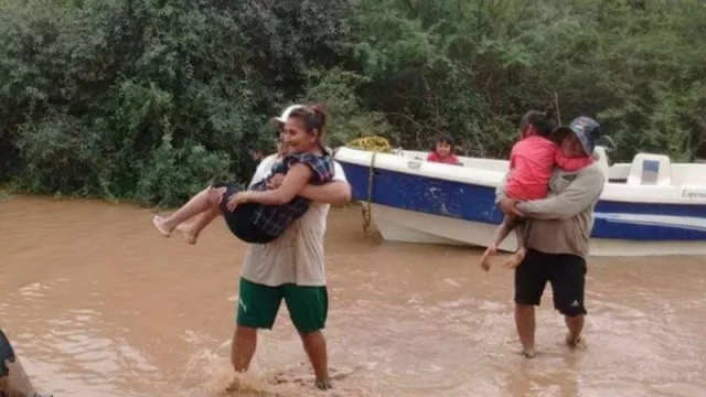 La Veloz del Norte se suma a Red Solidaria para acercar ayuda a los evacuados por las inundaciones