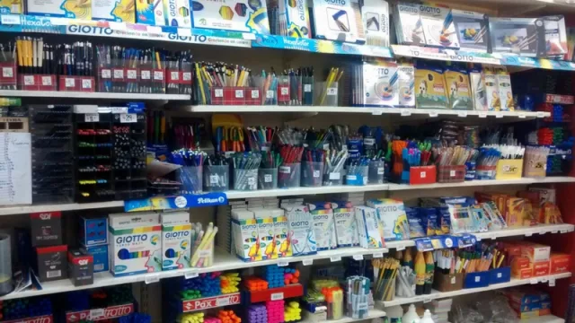 Como todos los años, Gobierno y empresas acordaron una “canasta escolar” de bajo costo