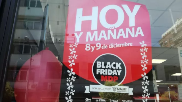 El Black Friday MDP de la UCIP vistió los comercios de rojo y negro