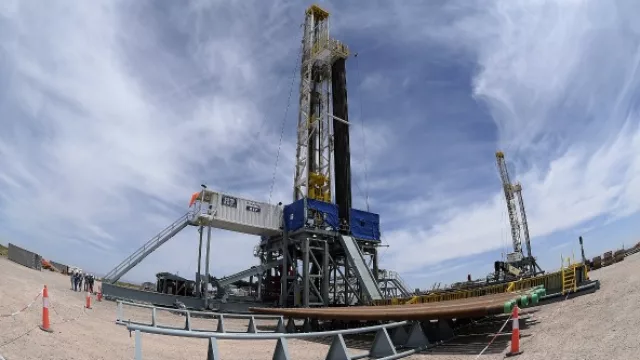 YPF alcanza su mayor producción en Vaca Muerta (junto a Dow en El Orejano)