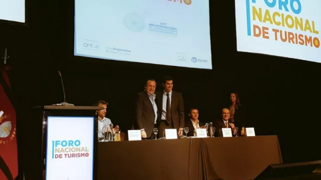 Urtubey en el Foro Nacional de Turismo: “Hoy es un gran momento para invertir en la Argentina”