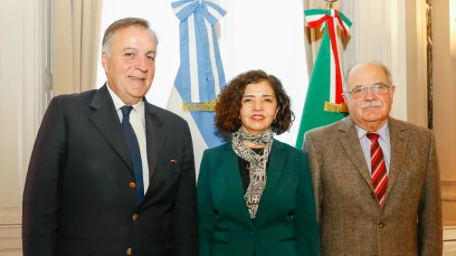 Bancor y la Cacec buscan empresas para comercializar con México (oportunidades)