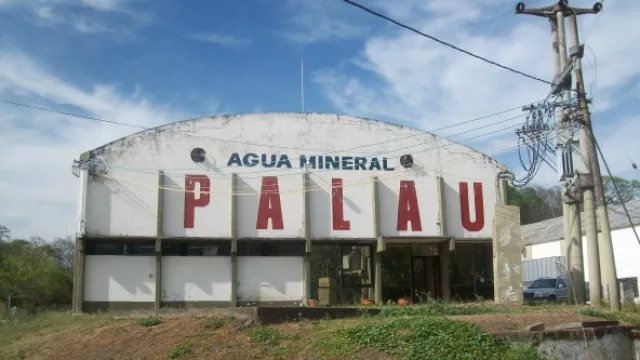 Dos grupos empresarios salteños quieren quedarse con las fuentes de Agua Mineral Palau