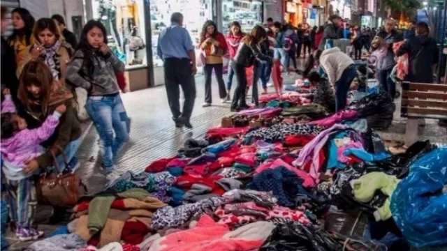 Día del Niño: sin festejos para traficantes de mercadería y juguetes