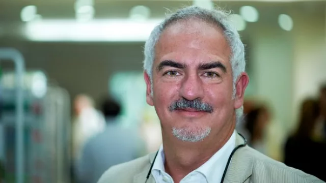 Llega a Salta Gustavo Restrepo, el arquitecto que transformó Medellín