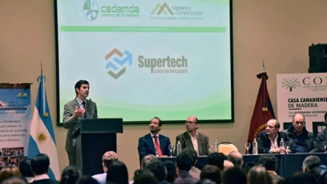 Arrancó ayer un Seminario de la Construcción con Madera y Diseño