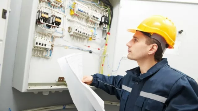 Consultora CIEN seleccionará técnico electromecánico o ingeniero