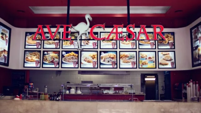 La franquicia del día: Ave Caesar (“especialistas en pollo”) a U$S 120.000 de inversión
