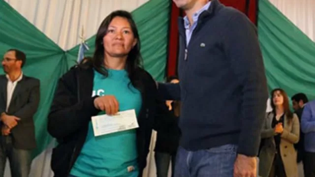 Los productores afectados por las inundaciones recibieron una ayuda del Gobierno