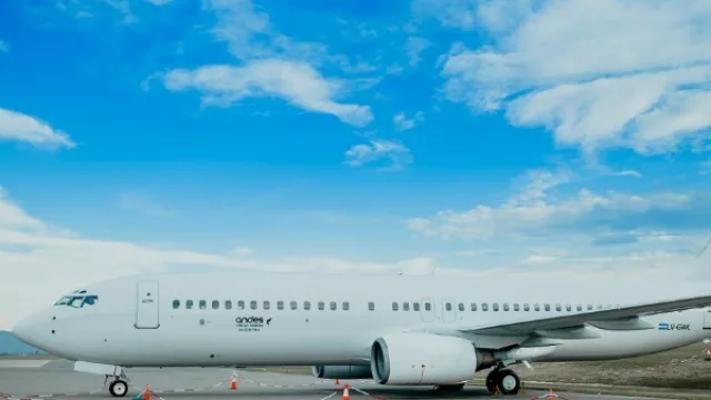 Andes Líneas Aéreas incorporó a su flota el primer Boeing 737-800