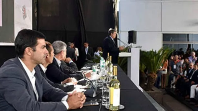 Urtubey compartió el encuentro más importante de la Corporación Vitivinícola Argentina