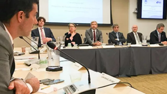 El gobernador Urtubey trae de Estados Unidos U$S 25 millones de fondos (Salta no tendrá que devolverlos)