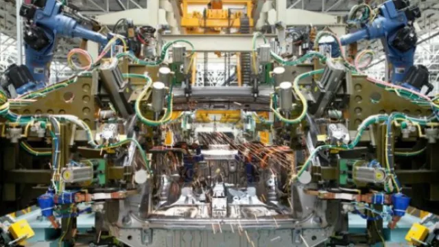 El gobierno mira el modelo español de autos