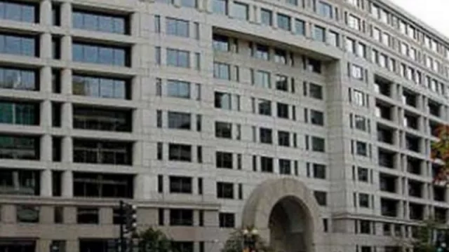 Urtubey viaja a Washington a buscar fondos para obras (números cercanos a los U$S140 M)