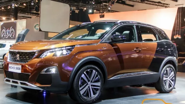 El Peugeot 3008 es un éxito y retrasa al 5008