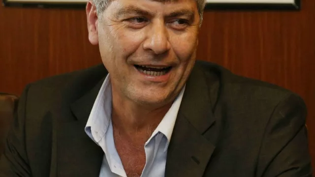 El ministro Buryaile llega a Salta para participar de un encuentro regional