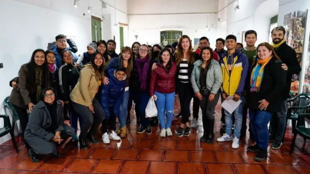 El Club de Jóvenes Emprendedores tiene sus primeros egresados (capacitación y financiamiento)