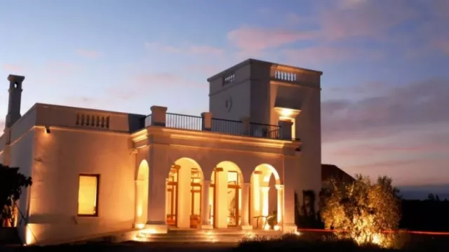 Este hotel en Mendoza es el único de Argentina entre los 100 mejores del mundo: cuánto sale la noche