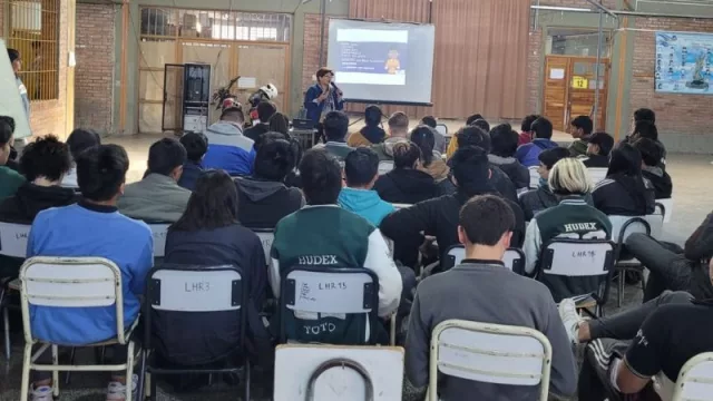 Preparando a futuros egresados (para la presentación de CV y entrevistas laborales)