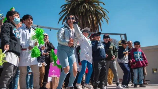 Alumnos de escuelas salteñas recibieron los premios del concurso “El Rap del Ambiente” (fomentan la importancia de reciclar)