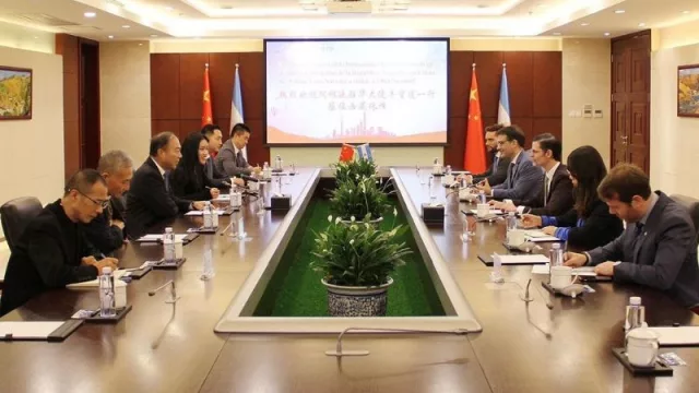 Una empresa china anunció inversiones en litio por US$ 2.200 millones en Salta (generarán 10.000 puestos de trabajo)