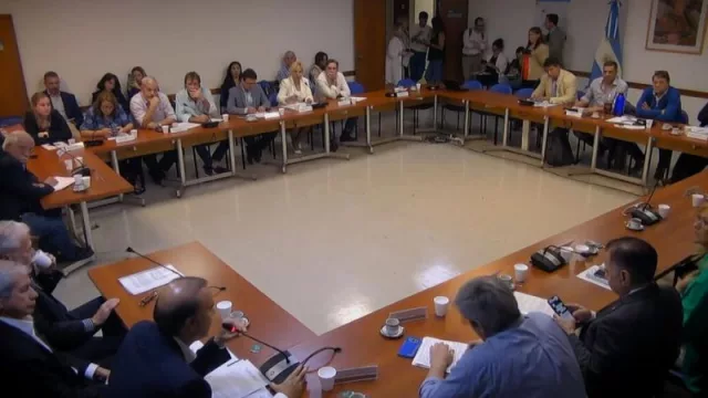 Tabacaleros piden resguardar la recaudación del FET y corregir un déficit de $ 13.000 millones (solicitan cambios a una ley)