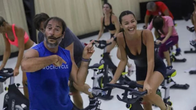 El personal trainer de las famosas que creó una plataforma digital para entrenar desde cualquier parte del mundo