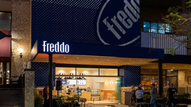 Freddo comienza a renovar la imagen de sus 120 locales exclusivos (incluídos los 2 de Salta)