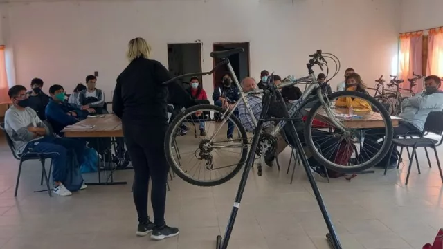 Cuando de oficios se trata: talleres de capacitación para bicicletería (desde hoy)