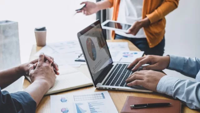 ¿Qué tipo de cursos ofrece el mundo empresarial? (la capacitación es imprescindible para conseguir el éxito)