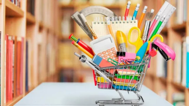 Vuelta a clases 2023: la canasta escolar llega con aumentos de hasta el 142%