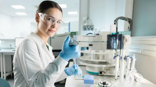 Convocatoria para mujeres científicas en investigación capilar: se presenta por segunda vez el Premio Martha Schwarzkopf (€ 15.000 en premios)