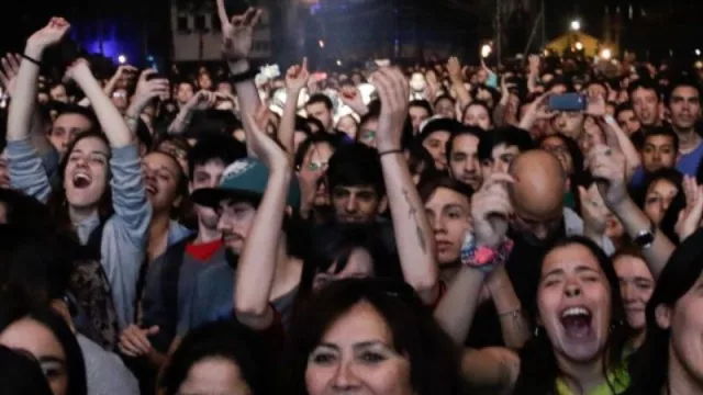 Traigan puertas que manijas sobran (todos los detalles del Cosquín Rock Uruguay)