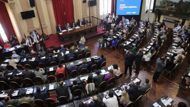 El año legislativo abrió con un mensaje del Gobernador enfocado en las inversiones y en la defensa por Salta y la región (a meses de las elecciones)