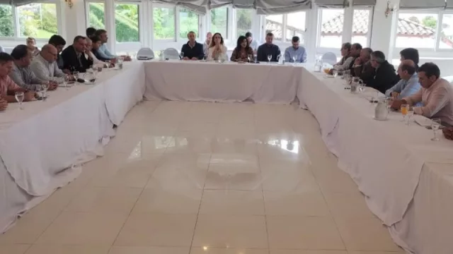 Hubo acuerdo (per no hubo acuerdo) por el precio del kilo de tabaco Virginia