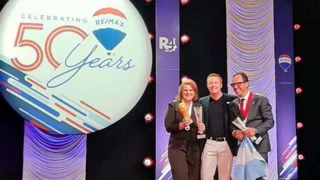 En Las Vegas también se habla de UY (con RE/MAX y su convención internacional)