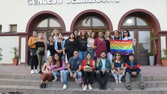 Salta adhirió al Cupo Laboral Trans: serán el 1% de la planta municipal (y hay incentivos para empresas privadas que los contraten)