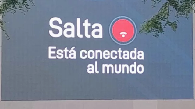 Hablemos de conexión: 300 km de fibra óptica y wifi libre en 180 plazas (también se trabaja para llegar a los barrios)