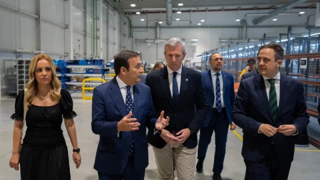 Cofares inaugura nuevo centro logístico en Ourense con el presidente de la Xunta de Galicia