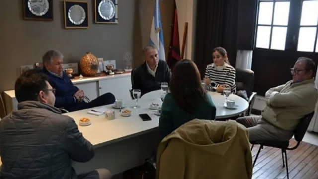 Menos impuestos y más controles, el pedido de las cámaras que nuclean a los comerciantes