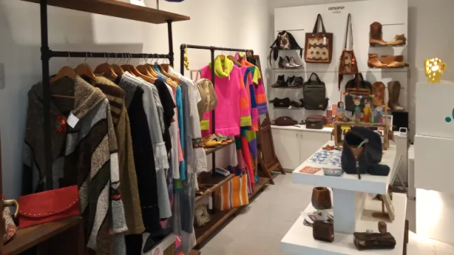 Seis emprendedoras y una Tienda de Diseño (manos artesanales salteñas que crean)