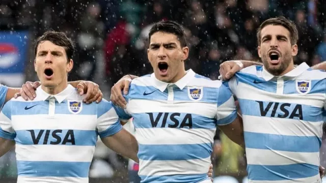 La cadena de hamburguesas internacional Burger King acompañó a los Pumas en Mendoza
