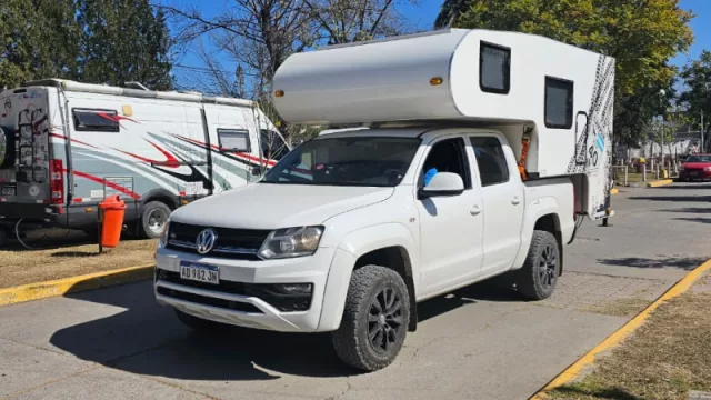 Los turistas también llegan en motorhome a Salta (cuando lo que importa es el destino)