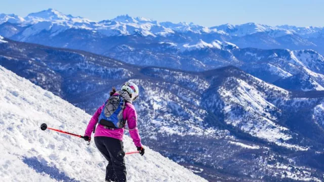 Turistas invirtieron más de 5.000 millones de pesos en la provincia (San Martín de los Andes y Villa La Angostura, entre los principales destinos)