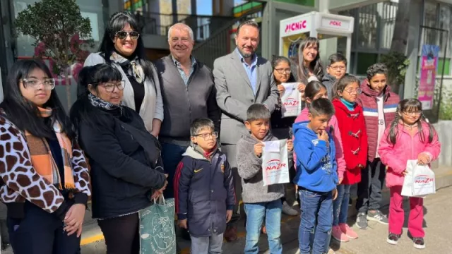 Entregaron anteojos a niños salteños  (se reactivó el programa “Para ver mejor”)
