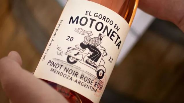 El Gordo en Motoneta celebra el Día Internacional del Pinot Noir con su refrescante rosado de Pinot Noir Rosé Rosé