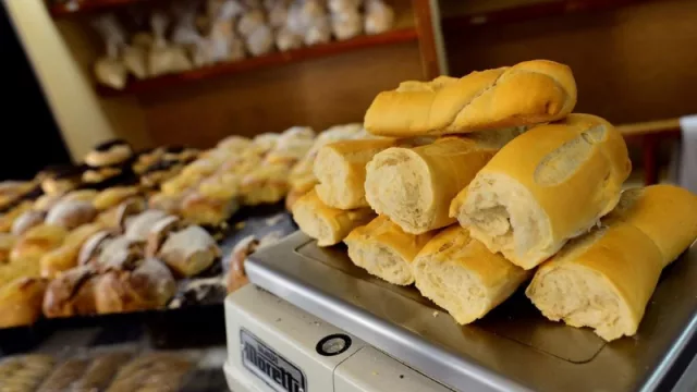 Economía: tampoco el pan tiene precio de referencia en Salta (y varía de panadería en panadería)