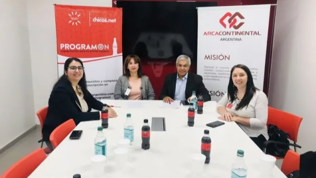 Emprender en la época digital, un ProgramON (iniciativa de Arca Continental y el Gobierno)