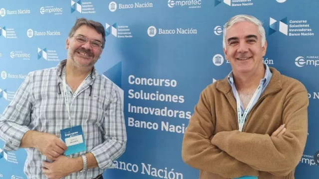 ¡Nano Escudero lo hizo de nuevo! Su producto de soluciones innovadoras para comunidades es uno de los tres mejores del país