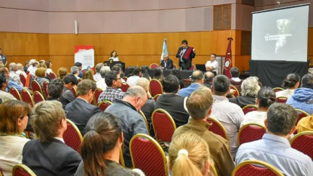 Más de 130 organizaciones analizaron un nuevo ordenamiento de bosques nativos